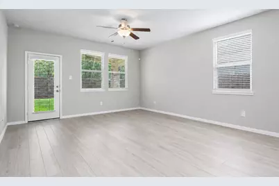 17542 Rosette Grass Drive, Conroe, TX 77385 - Photo 9