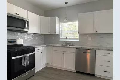 1701 40th Street, Galveston, TX 77550 - Photo 5