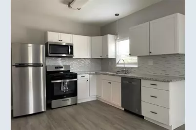 1701 40th Street, Galveston, TX 77550 - Photo 1