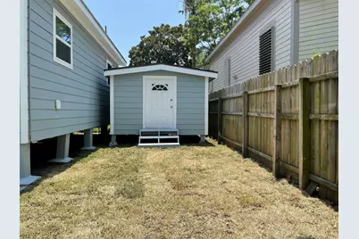 1701 40th Street, Galveston, TX 77550 - Photo 21
