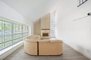 1823 Mandrill Ln, Houston, TX 77067 - Photo 5