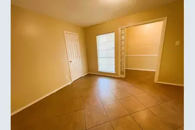5615 Lynngate Drive, Spring, TX 77373 - Photo 11