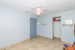 9509 Radio Rd, Houston, TX 77075 - Photo 13