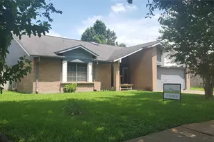 7131 Camino Verde Dr, Houston, TX 77083 - Photo 1