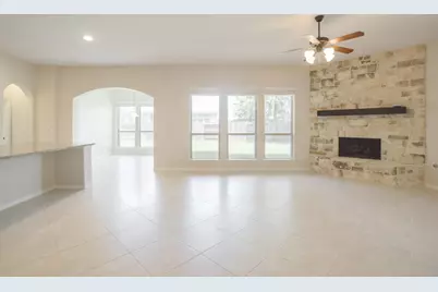 8119 Spreadwing Street, Conroe, TX 77385 - Photo 9