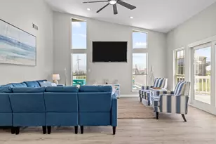 920 Copacabana Dr, Port Bolivar, TX 77650 - Photo 13