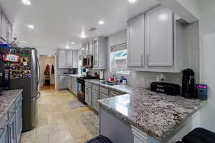 5951 Yarwell Dr, Houston, TX 77096 - Photo 9