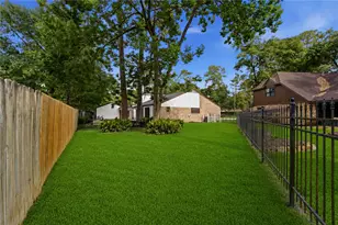 1907 Tangle Lake Dr, Kingwood, TX 77339 - Photo 35