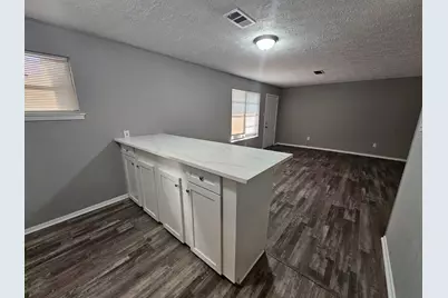 3633 N Macgregor Way #13, Houston, TX 77004 - Photo 5