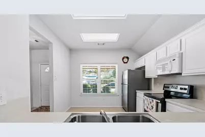 7118 Meadow Hawk Court, Houston, TX 77041 - Photo 15