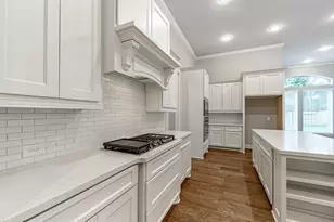 9749 Roaring River Falls Ln, Porter, TX 77365 - Photo 11