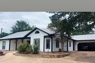 8393 Bermuda St, Industry, TX 78944 - Photo 3