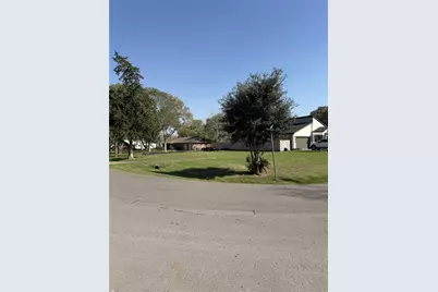 2719 West Street, Rosenberg, TX 77471 - Photo 1