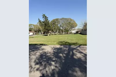2719 West Street, Rosenberg, TX 77471 - Photo 3