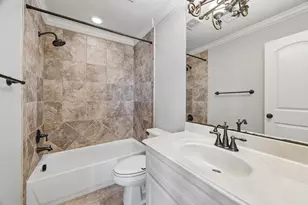 24 Hackberry Ln, Houston, TX 77027 - Photo 11