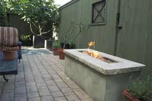 24 Hackberry Ln, Houston, TX 77027 - Photo 25