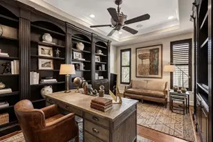 24 Hackberry Ln, Houston, TX 77027 - Photo 3