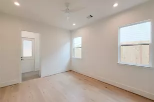 6525 Rolla St, Houston, TX 77055 - Photo 25