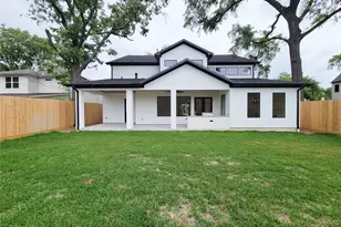 6525 Rolla St, Houston, TX 77055 - Photo 47