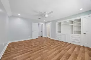 9826 Carlow Ln, La Porte, TX 77571 - Photo 15