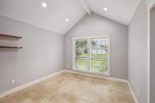 9826 Carlow Ln, La Porte, TX 77571 - Photo 5