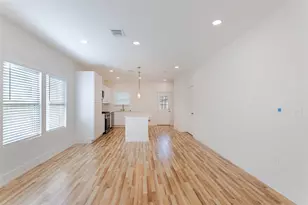 8923 De Priest St, Houston, TX 77088 - Photo 5