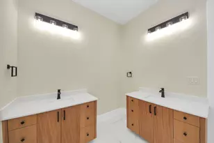 5806 Honey Grove Ave, Arcola, TX 77583 - Photo 25