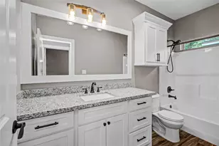 410 Winding Way St, Lake Jackson, TX 77566 - Photo 25