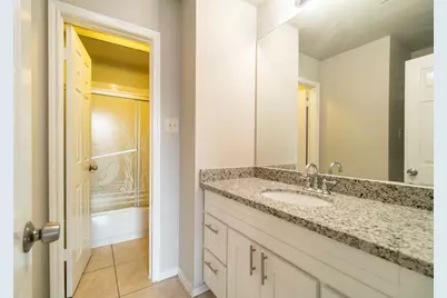 11611 Glenwolde Drive, Houston, TX 77099 - Photo 23