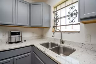 4915 Cruse Rd, Houston, TX 77016 - Photo 13