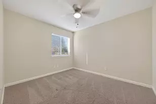 9638 Ravensworth Dr, Houston, TX 77031 - Photo 41