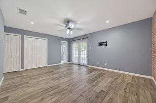 9638 Ravensworth Dr, Houston, TX 77031 - Photo 29