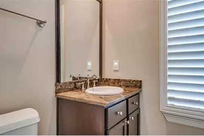 1126 Hempstead Villa Lane, Houston, TX 77008 - Photo 13