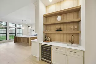 1031 Nashua St, Houston, TX 77008 - Photo 9