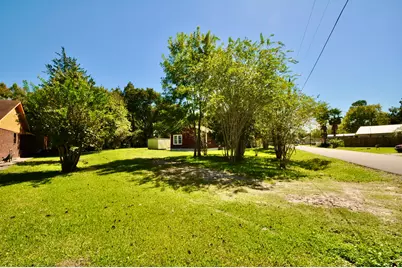 1807 Bell Street, Dayton, TX 77535 - Photo 33