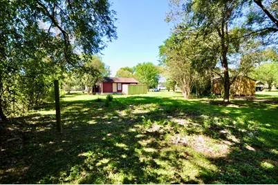 1807 Bell Street, Dayton, TX 77535 - Photo 7