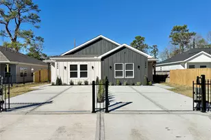 2444 Carmel St, Houston, TX 77091 - Photo 3