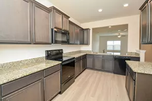 3025 Iron Woods Dr, Katy, TX 77493 - Photo 3