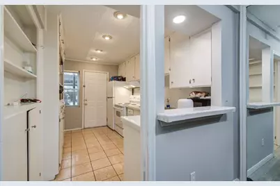 11609 Chimney Rock Apt Road #B, Houston, TX 77035 - Photo 11