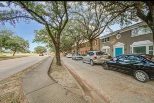 11609 Chimney Rock Apt Rd, Houston, TX 77035 - Photo 5