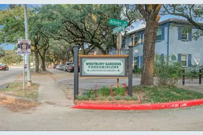 11609 Chimney Rock Road #B, Houston, TX 77035 - Photo 15