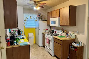 10918 Spanish Grant Dr, Sugar Land, TX 77498 - Photo 5