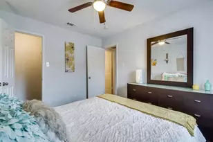 7610 Cameron Rd, Austin, TX 78752 - Photo 15