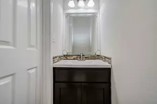 10202 Brighton Ln, Houston, TX 77031 - Photo 45