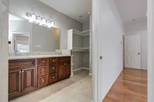 10202 Brighton Ln, Houston, TX 77031 - Photo 17