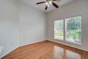 10202 Brighton Ln, Houston, TX 77031 - Photo 21