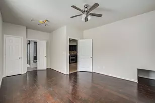 10202 Brighton Ln, Houston, TX 77031 - Photo 41