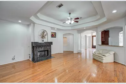 10202 Brighton Lane, Houston, TX 77031 - Photo 13