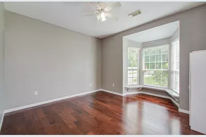 10202 Brighton Lane, Houston, TX 77031 - Photo 19