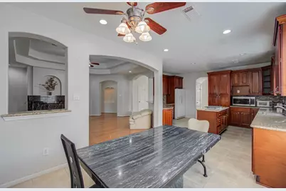 10202 Brighton Lane, Houston, TX 77031 - Photo 9